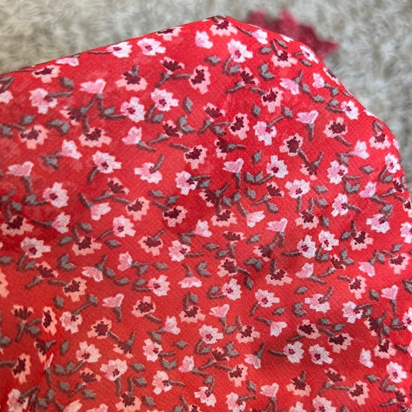 Gap Red Floral Sheer Long Sleeve High Neck Top with Elastic Hem&Neck Size XLG - Picture 7 of 8